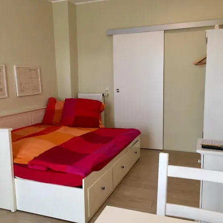Die Senfbude - Klein Aber Fein - Wunderschoenes Studio-Apartment Mit Terrasse Und Stellplatz Leipzig Buitenkant foto