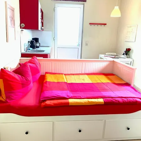 Die Senfbude - Klein Aber Fein - Wunderschoenes Studio-Apartment Mit Terrasse Und Stellplatz Leipzig Buitenkant foto